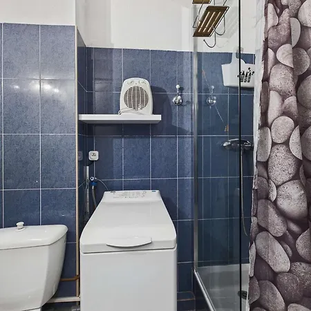 Avec Terrasse Et Parking Prive A Marseillan-plage - Fr-1-326-852 Apartment *